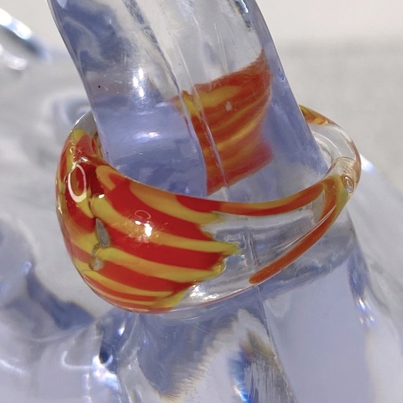 Vintage Art Glass Handmade Red Yellow Band Ring - Picture 3 of 11